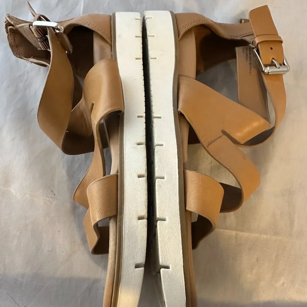Sofft  Starla Ankle Strap Sandal in Brown Leather  Women Size 6      New